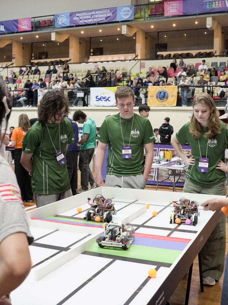 Equipe da WRO Brasil na categoria RoboSports
